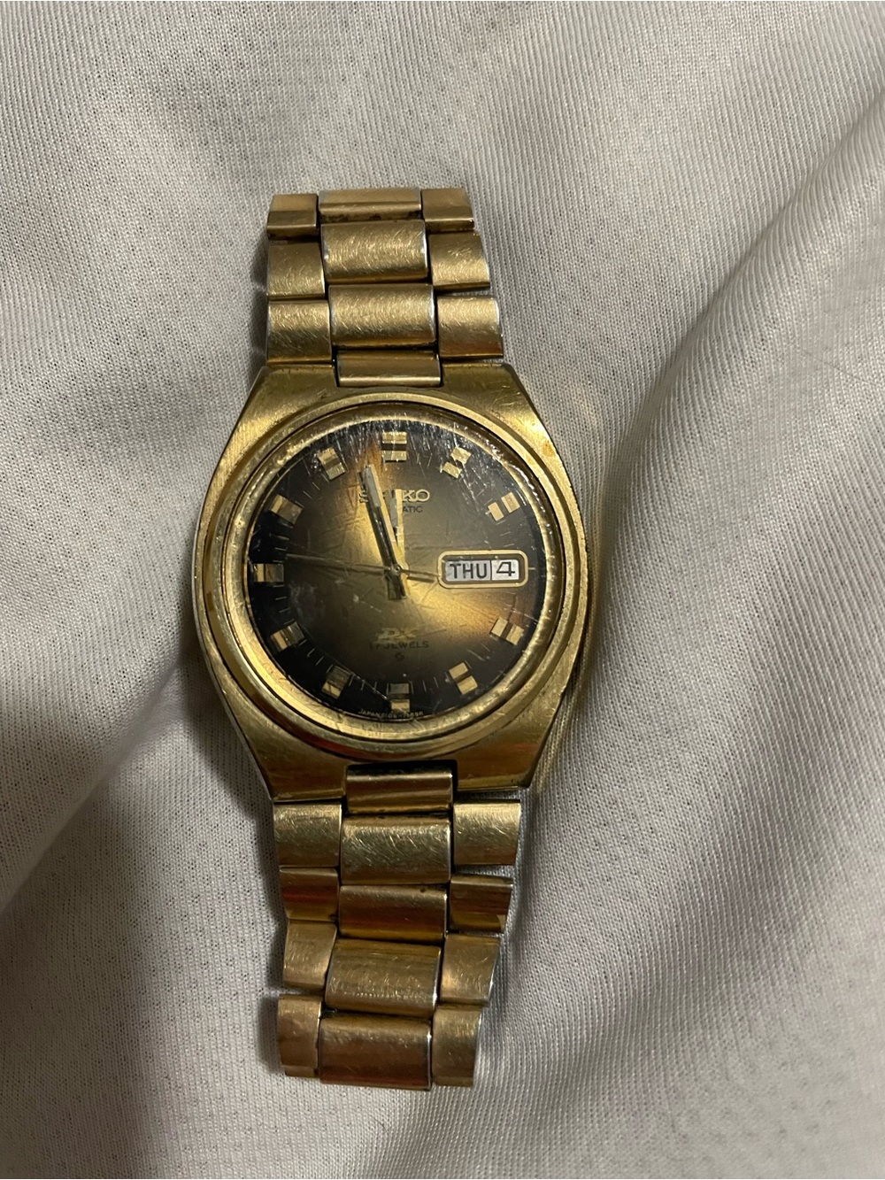 Vintage Seiko Gold and Black Men’s Day-Date Bracelet Watch model 6106-7619